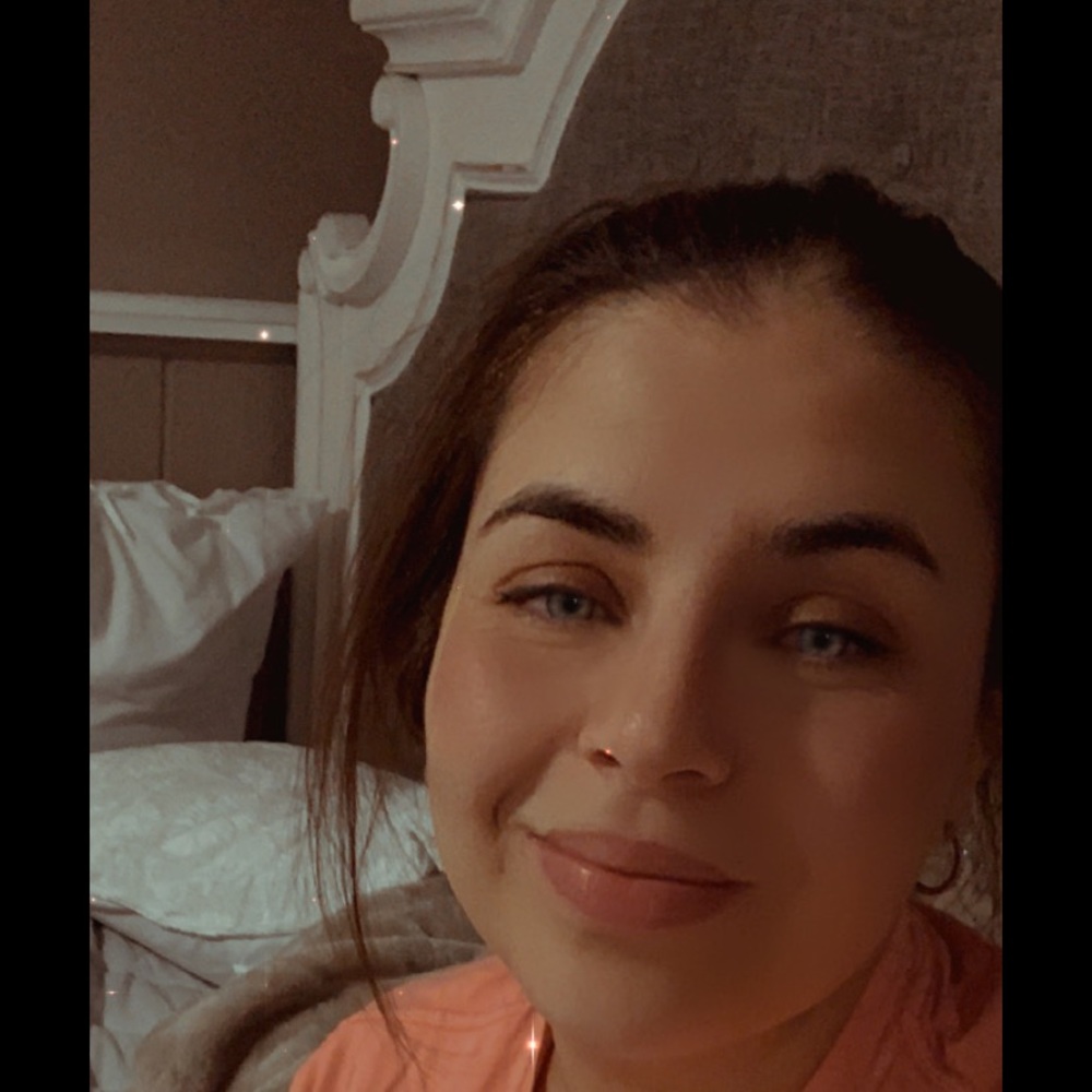 Meet your Posher, Maria